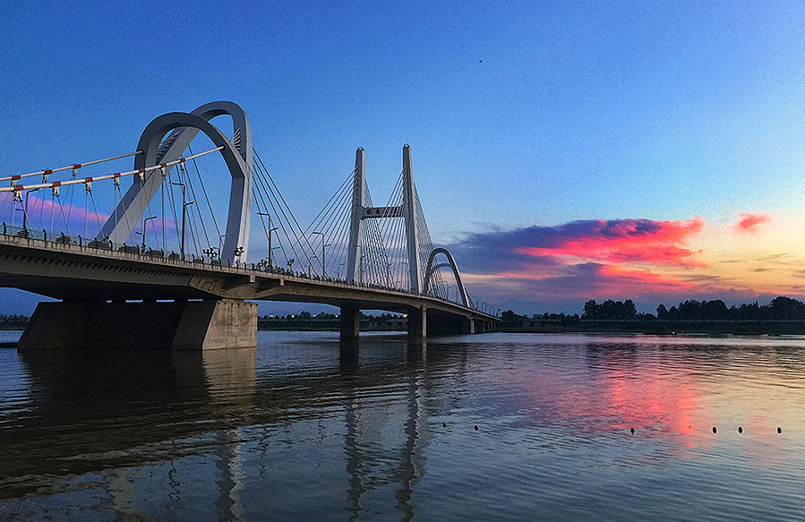 漢中市龍崗大橋